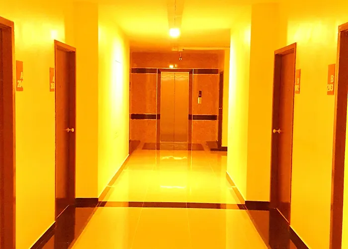 The 24 Luxury 3*